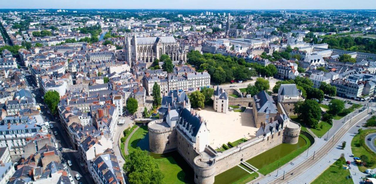 Tunisair Nantes Office in France