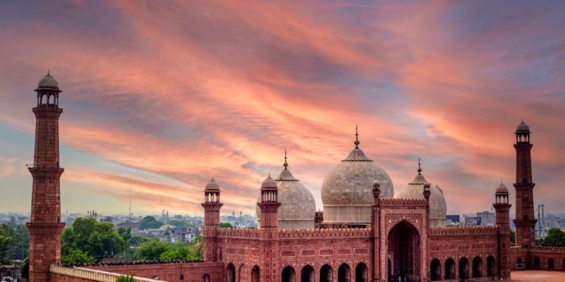 Spirit Airlines Lahore Office in Pakistan